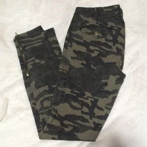 Camo Jeans